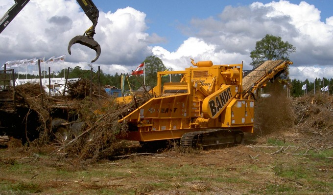 Beast Model 1680 Track